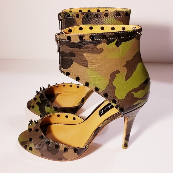 Alejandra G Beccar Camo Leather Studded Heels - Picture 3 of 8